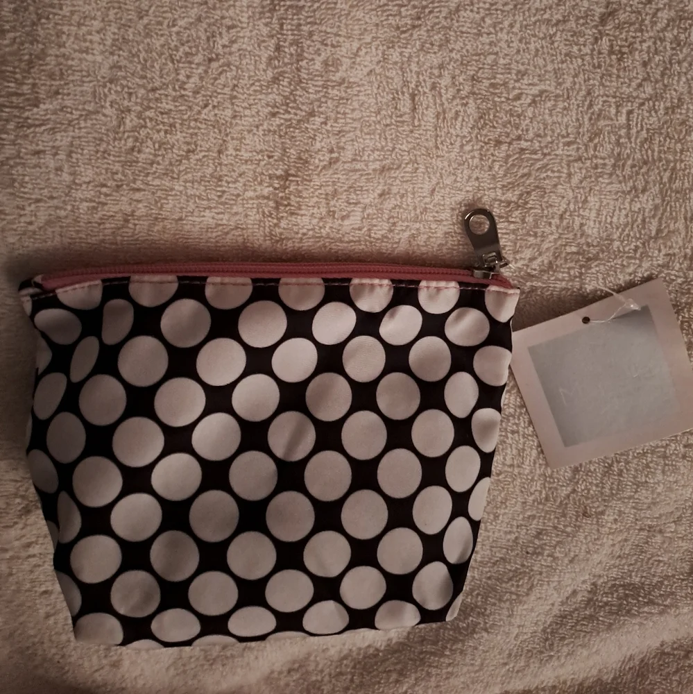 NEW Modella By Conair, Black and White Polka Dot Cosmetic Bag